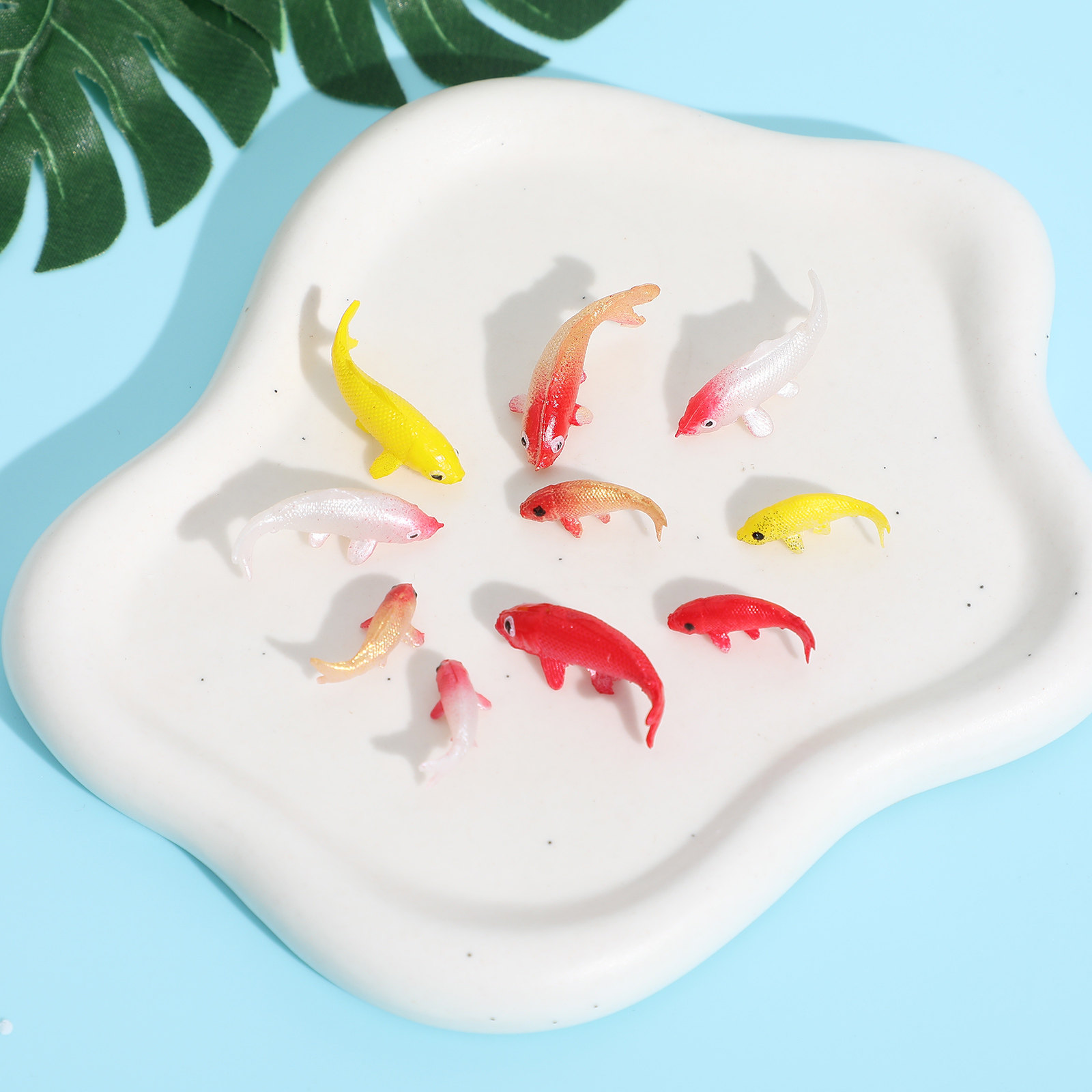 Fish Toy In Aquarium - 10 Pezzi di Adorabili Mini Carpe
