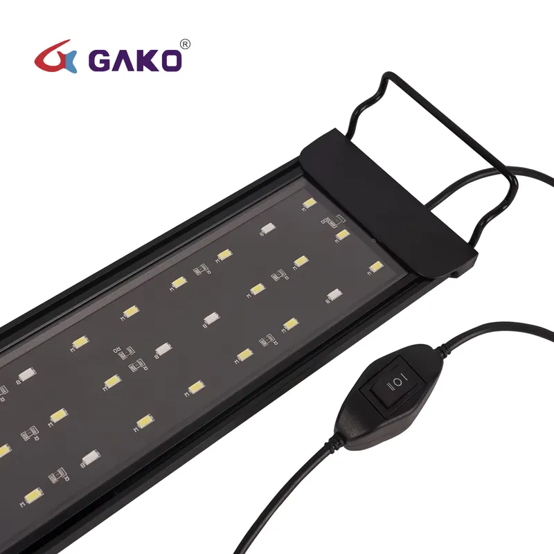 Gako 12W CPL-30 Illuminazione  - Aquarium Fish Price recensione e prezzo